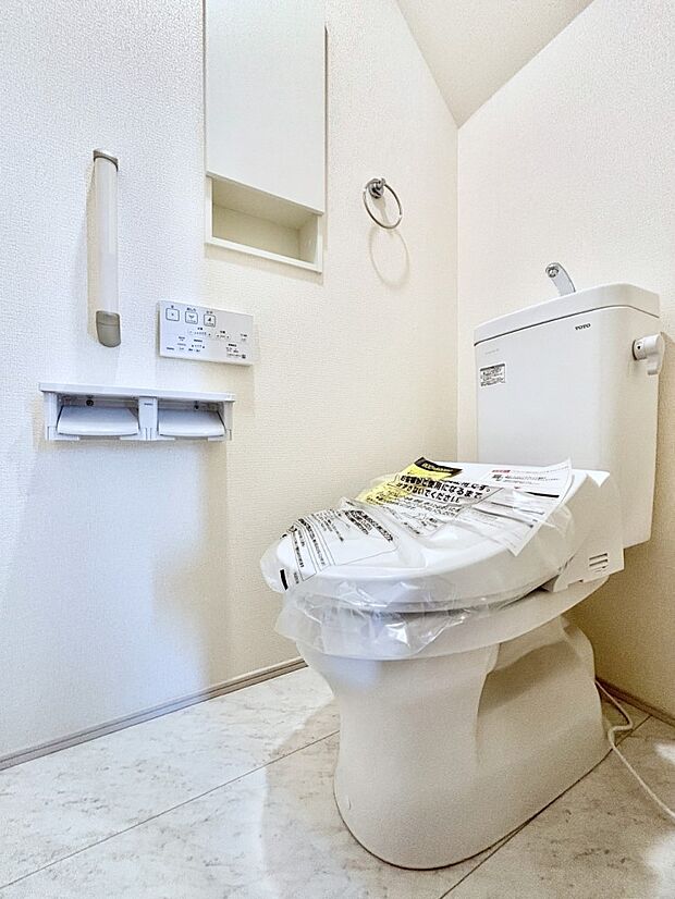 トイレは1階と2階それぞれに配置されていてとても便利です。 