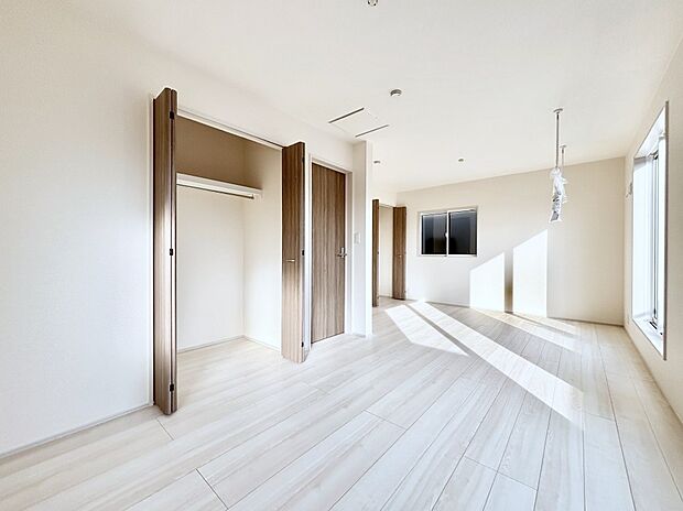 将来は2部屋にすることもできますね。お年頃になったら夢の個室にチェンジ！