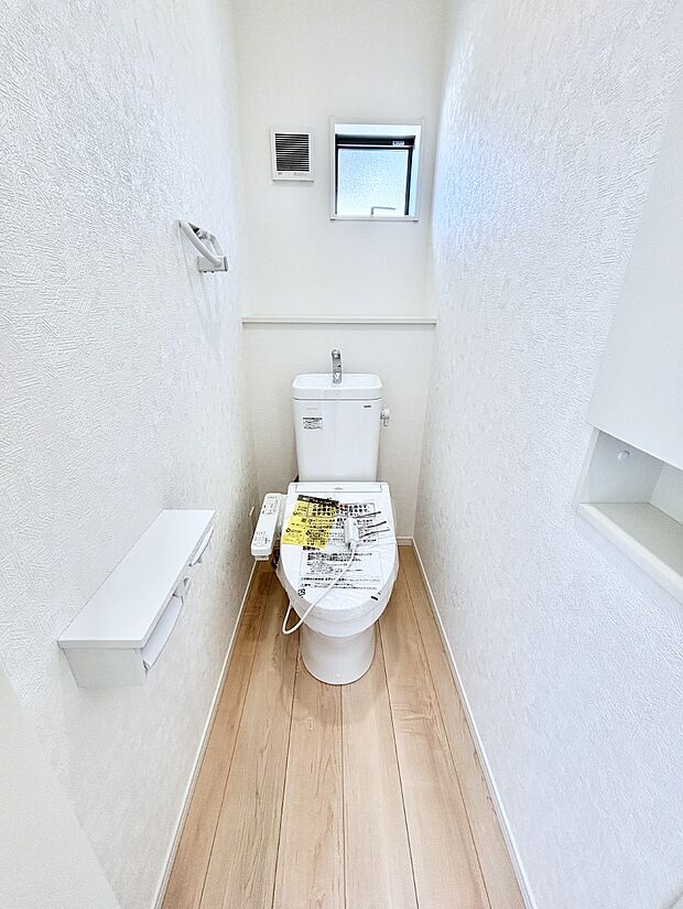 トイレは1階と2階それぞれに配置されていてとても便利です。