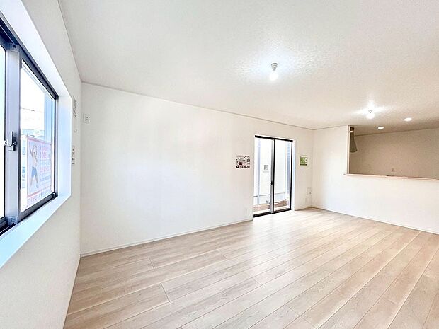 住む方の個性が引き出される、インテリアを考えるのが楽しみなリビングです！ 