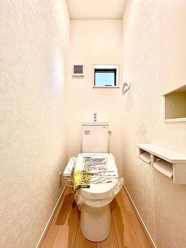 トイレは1階と2階それぞれに配置されていてとても便利です。 