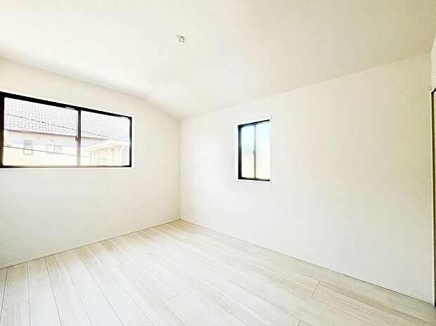 爽やかな日差しがお部屋全体を優しく包み込んでくれます