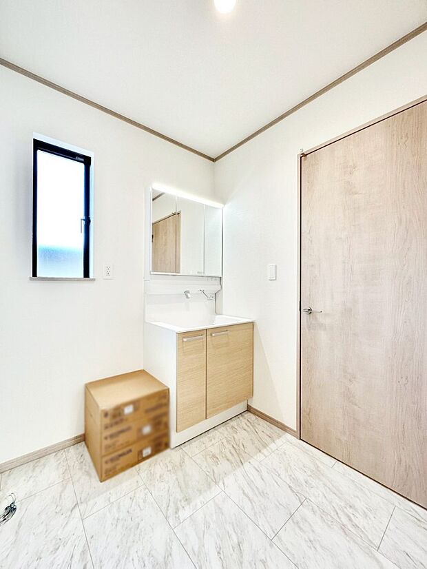 広々とゆとりのあるランドリースペース。