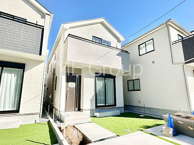 溢れる陽光でご家族の笑顔も輝く