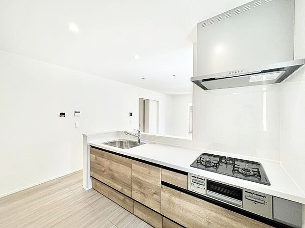 毎日使うキッチンだから、使いやすさ＆お手入れのしやすさにこだわりました。 