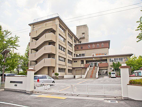 apartment 埼玉県越谷市南越谷２丁目
地図を見る