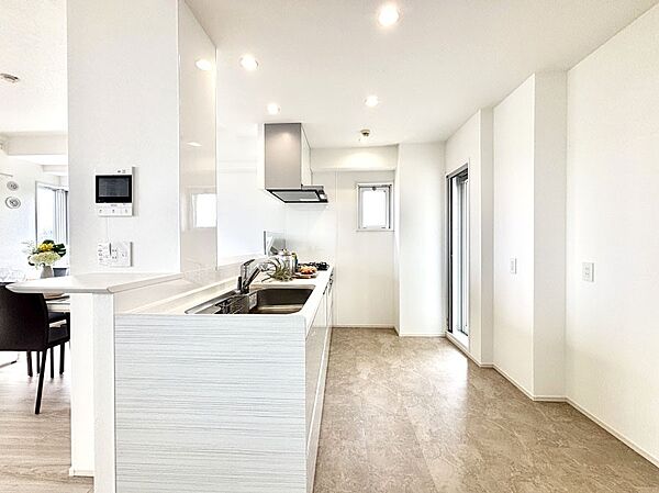 apartment 埼玉県和光市白子３丁目
地図を見る