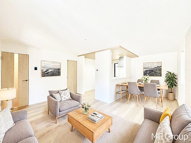 落ち着いた雰囲気のＬＤＫは家族みんなの快適空間※家具はCGです