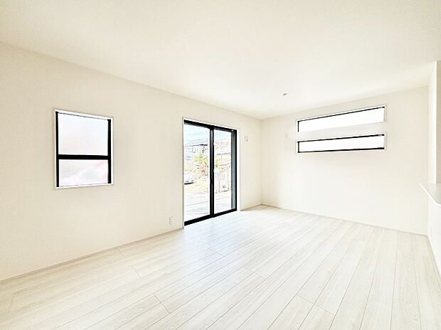 家族の笑顔が自然と生まれてくる、そんな雰囲気のダイニングに仕上がっています 