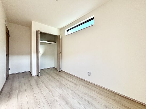 子供部屋にもおすすめな収納スペースたっぷりの居室