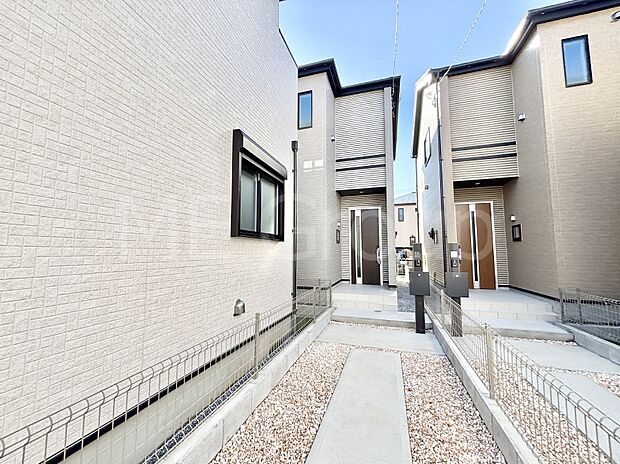 奥まった敷地にあるプライベートを保てる住まい