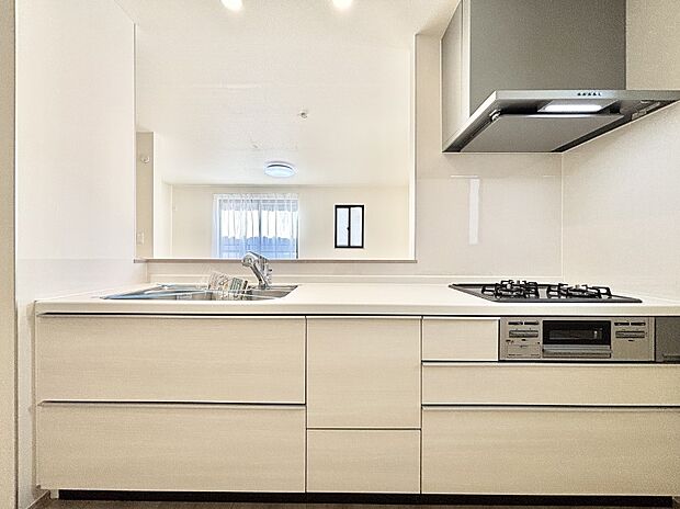 毎日使うキッチンだから、使いやすさ&お手入れのしやすさにこだわりました。