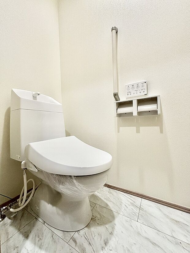 トイレは1階と2階それぞれに配置されていてとても便利です。 