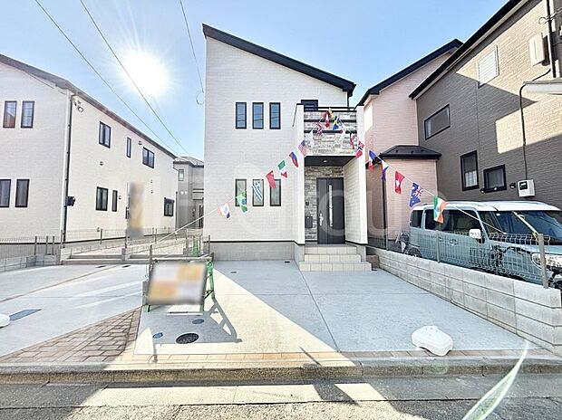 暮らしやすさと居心地の良さにこだわったシンプルで飽きのこないデザイン！