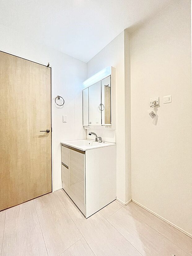 お子さんがうがい、手洗いも喜んでしてくれそうな洗面所!