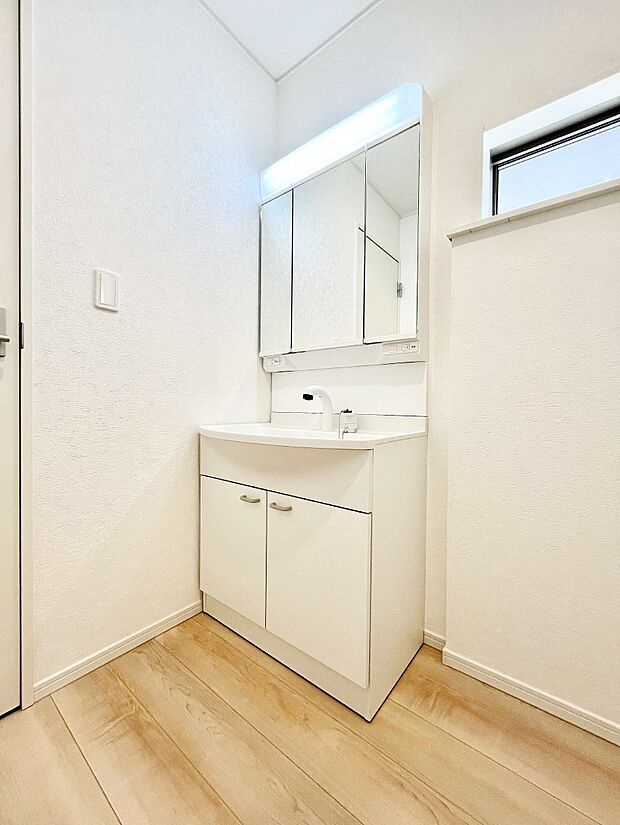 広々とゆとりのあるランドリースペース