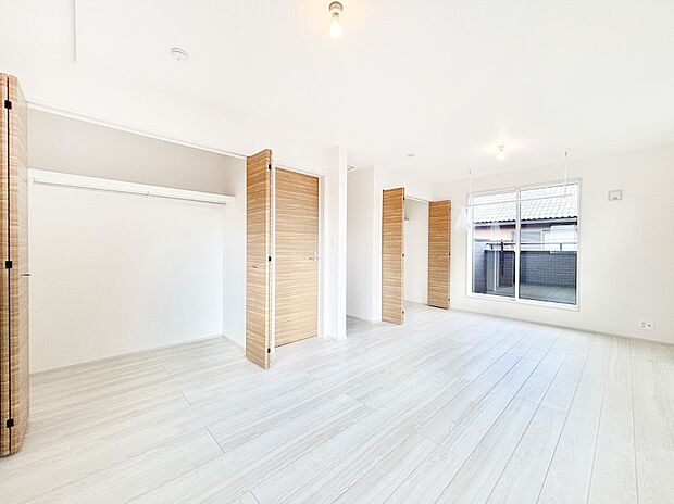 子供部屋にもおすすめな収納スペースたっぷりの居室