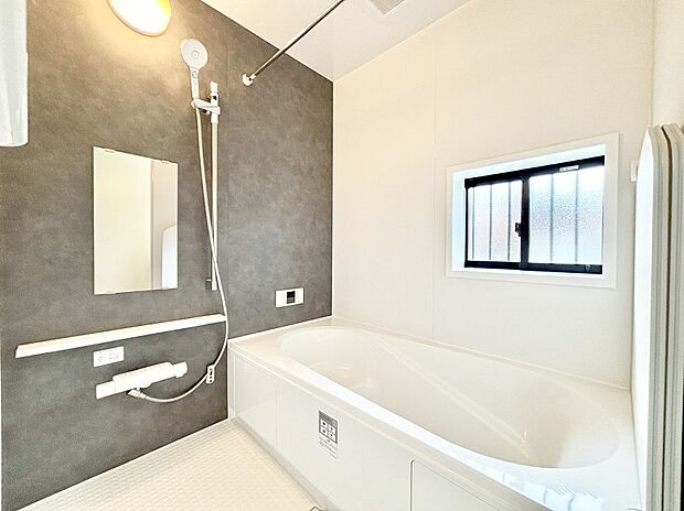 一日の疲れを癒やす大切なバスタイム。ゆっくりとお風呂を楽しんで疲れをとりたいですね！  