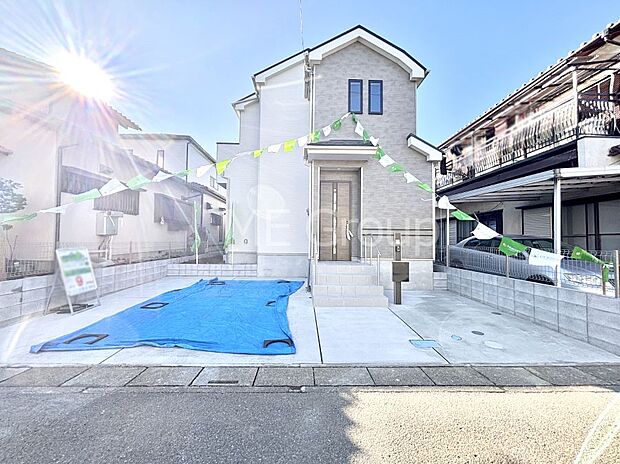 洗練された外観、上質な住空間が広がる室内は永く安心して過ごせる住居です。 