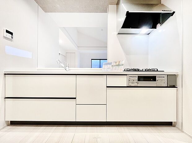 ゆとりあるキッチンではご家族と楽しくお料理ができます。