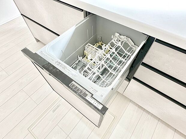 面倒なお片づけは食洗機にお任せ!家事の負担が減って、時間にも気持ちにもゆとりができます。