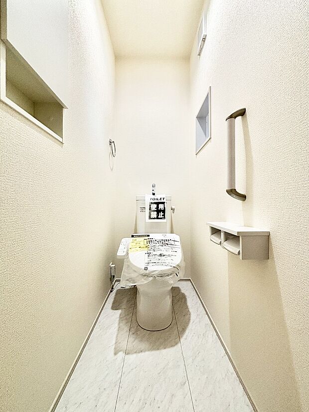 トイレは1階と2階それぞれに配置されていてとても便利です。