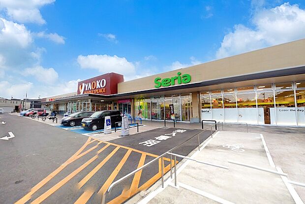 スーパー 2000m ヤオコー 西大宮店