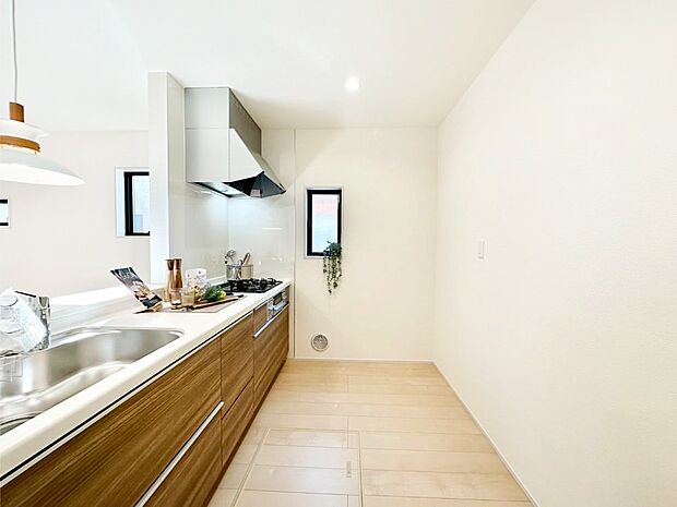 ゆとりあるキッチンではご家族と楽しくお料理ができます。