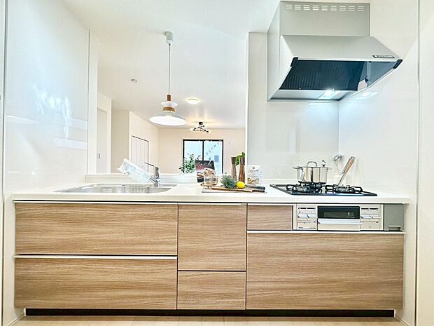 毎日使うキッチンだから、使いやすさ＆お手入れのしやすさにこだわりました。 