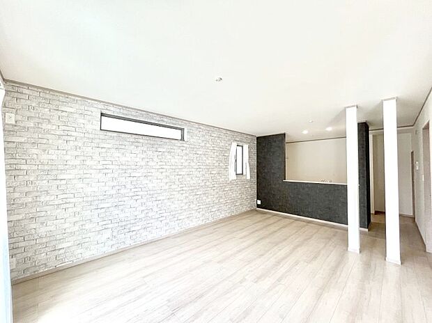 住む方の個性が引き出される、インテリアを考えるのが楽しみなリビングです！ 