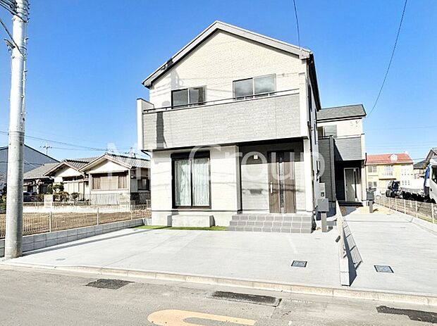 洗練された外観、上質な住空間が広がる室内は永く安心して過ごせる住居です。 