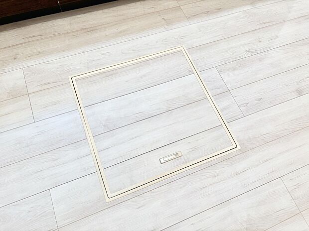 床下収納付き！日用品・非常用品の収納にも大活躍。