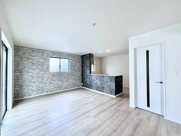 住む方の個性が引き出される、インテリアを考えるのが楽しみなリビングです！ 