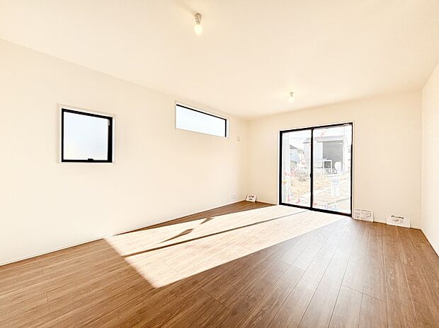 住む方の個性が引き出される、インテリアを考えるのが楽しみなリビングです！ 