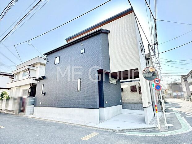 上質感あふれる外観デザイン。魅力の住まいを実現。