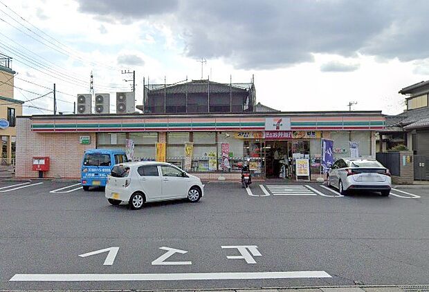 コンビニ 240m セブン-イレブン さいたま大谷口店