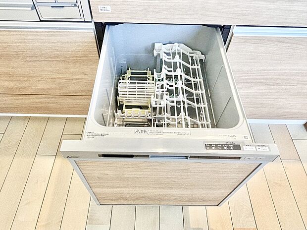 面倒なお片づけは食洗機にお任せ!家事の負担が減って、時間にも気持ちにもゆとりができます。