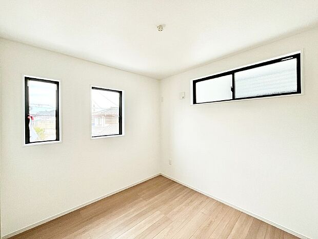 爽やかな日差しがお部屋全体を優しく包み込んでくれます