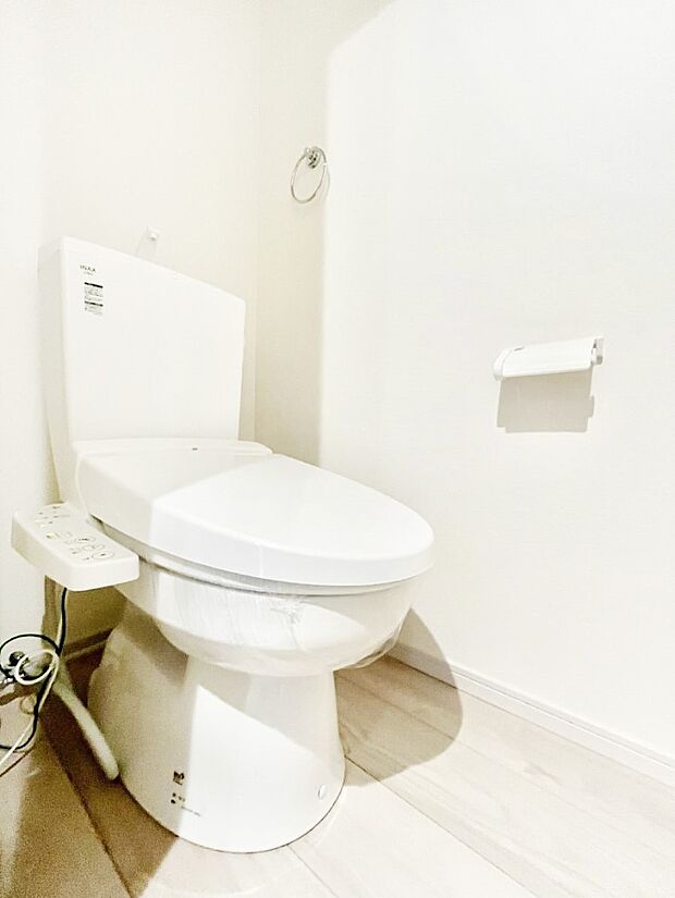 毎日を快適に！清潔感あるシャワートイレ。