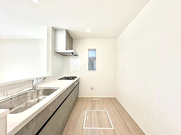 ゆとりあるキッチンではご家族と楽しくお料理ができます。