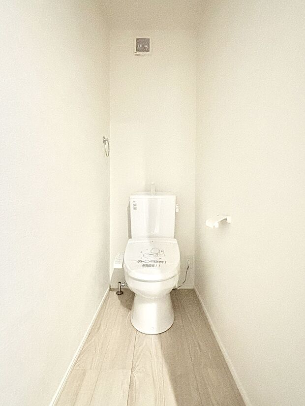 トイレは安心の2箇所!朝のバタバタも一安心です。