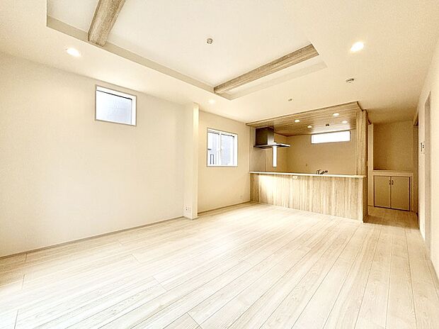 住む方の個性が引き出される、インテリアを考えるのが楽しみなリビングです！ 