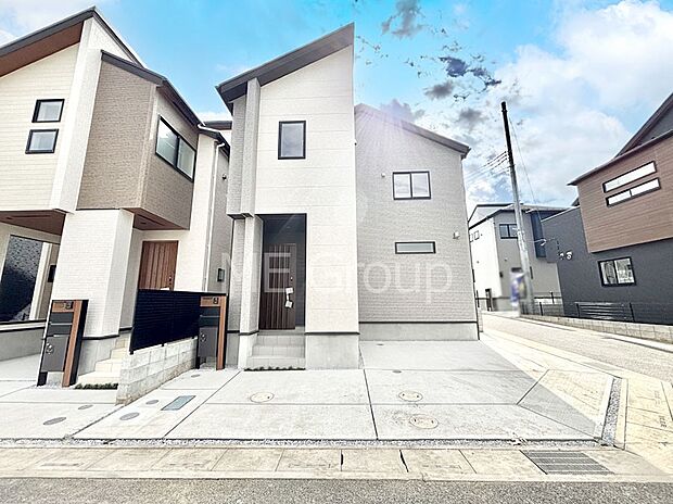 洗練された外観、上質な住空間が広がる室内は永く安心して過ごせる住居です。 