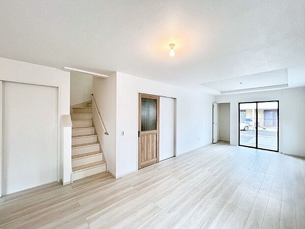 リビング階段が家族の笑顔と会話をつないでくれます