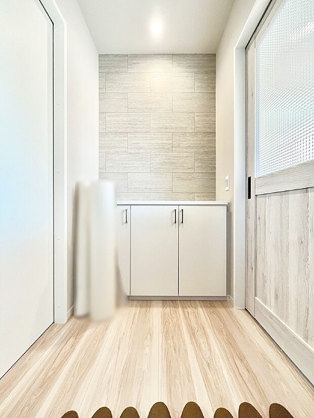 いつもきれいにしておきたい玄関ですね。