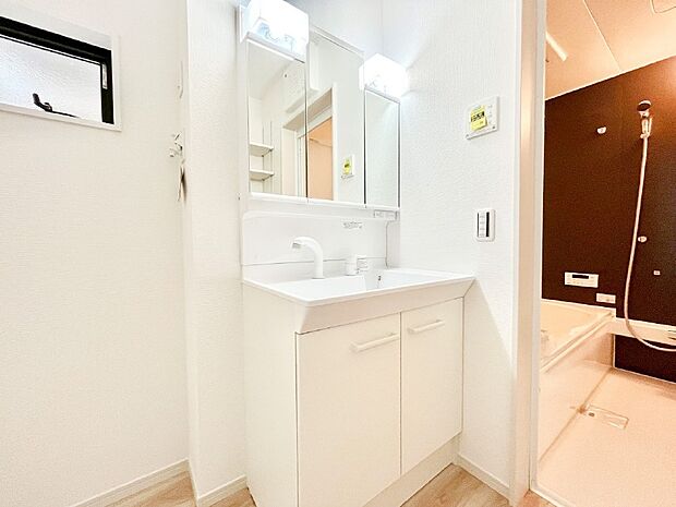 身支度もスムーズにおこなえる脱衣場