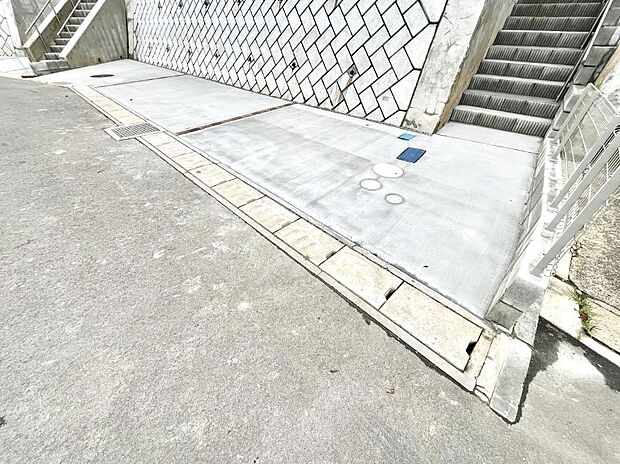 生活に欠かせない駐車スペース。