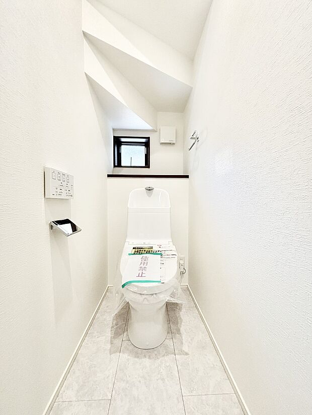 トイレは温水洗浄機能付き