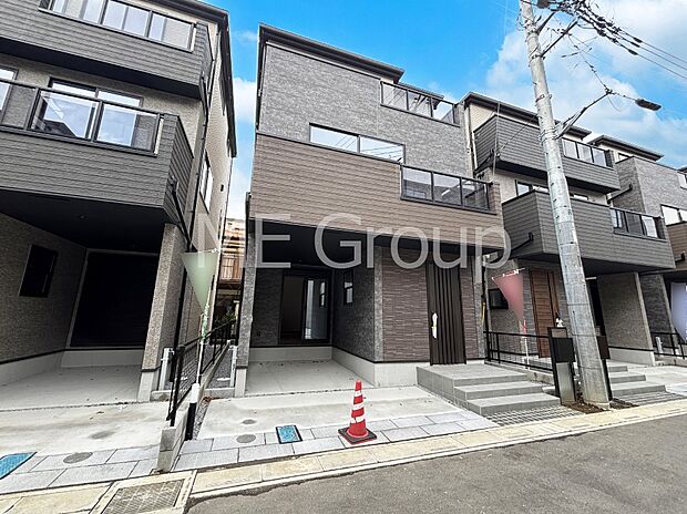 溢れる陽光でご家族の笑顔も輝く