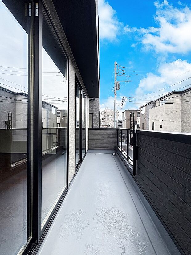 風通しの良いバルコニー